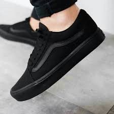 Black Unisex Vans Old Skool Shoes