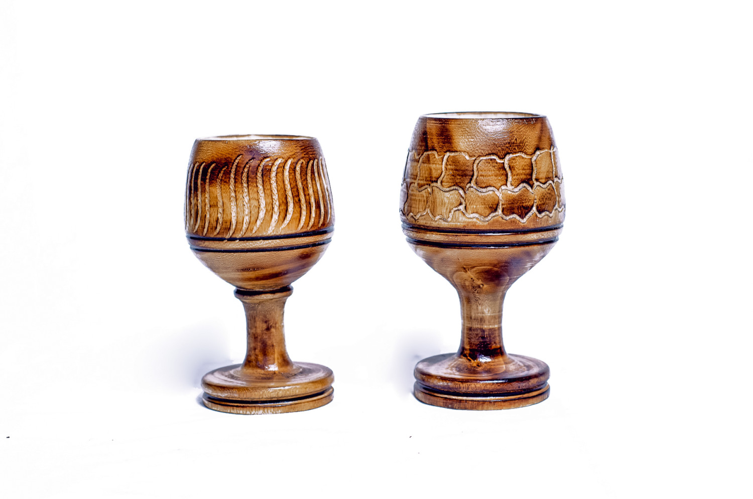 GLASSES (WOODEN WINE GLASSES)